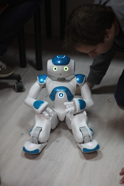 Warsztaty w Hackerspace Kraków z programowania robotów "Nao"
